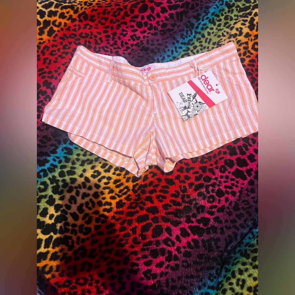 2000’s Amanda bynes shorts!